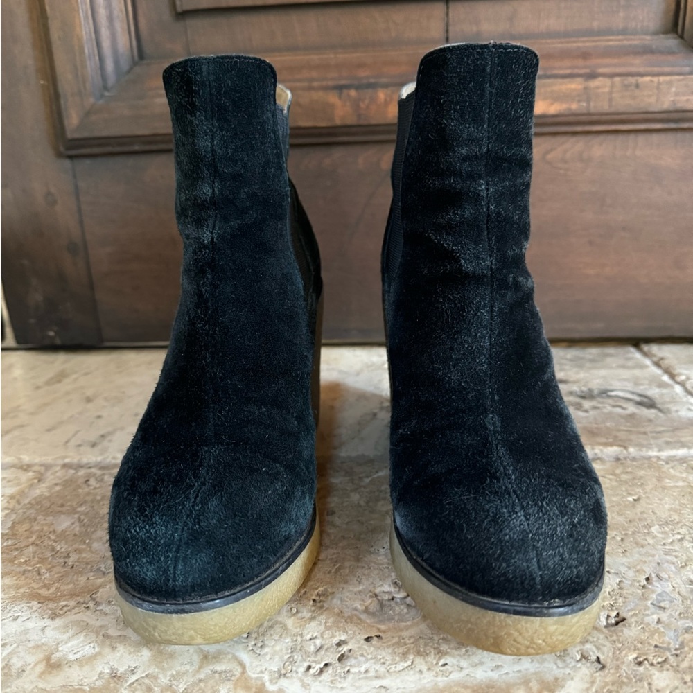 Black suede ankle boots size 8